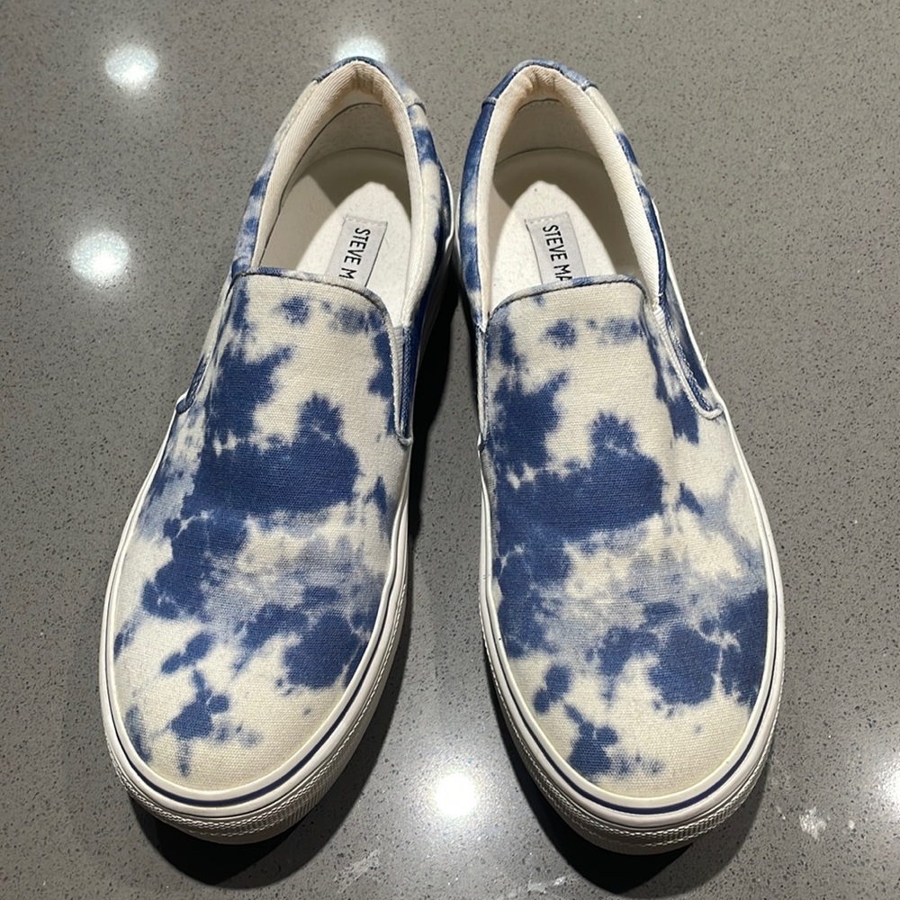 Steve Madden Slip-On Platform Sneaker